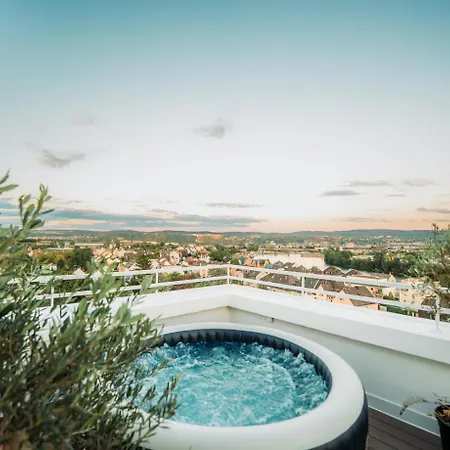 Lejlighed Luxusapartment Mit Whirlpool Ueber *