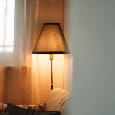 Luxusapartment Mit Whirlpool Ueber شقة *